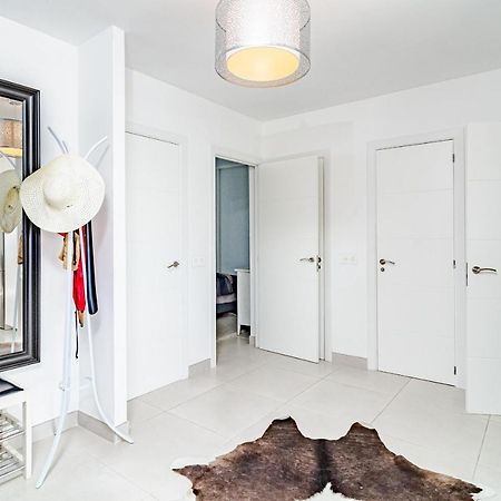 Cp - Modern Beachside Apartment In Estepona Extérieur photo